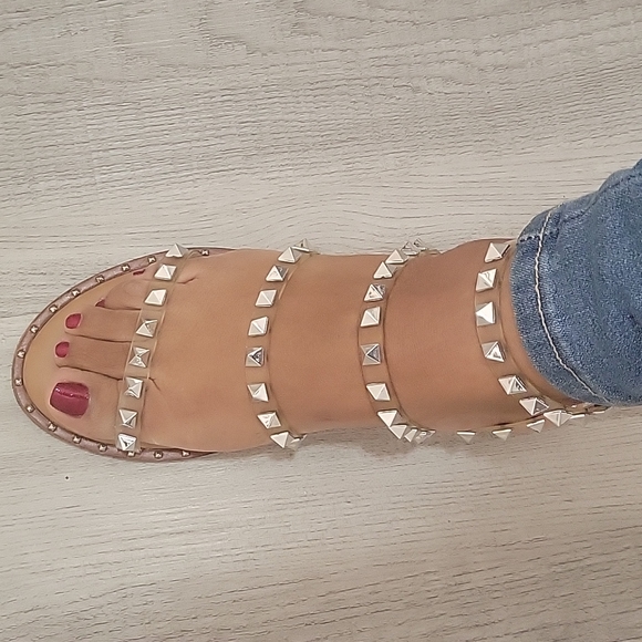 Cushionaire Talia women's clear studded sandals, EUC🎉🎊 - Picture 6 of 9